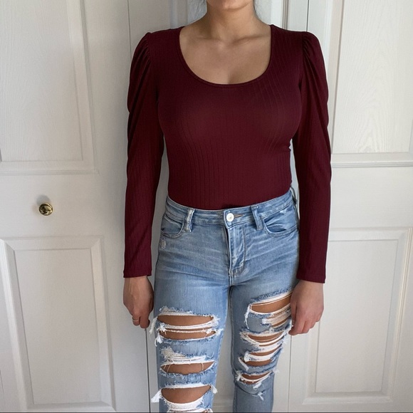 Puff Sleeve along Sleeve Top Size: S - Picture 2 of 4